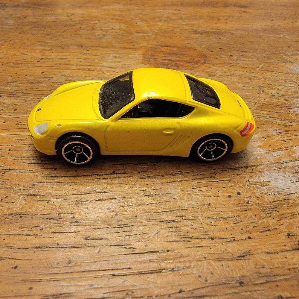 Hot Wheels Yellow Porshe Cayman Car